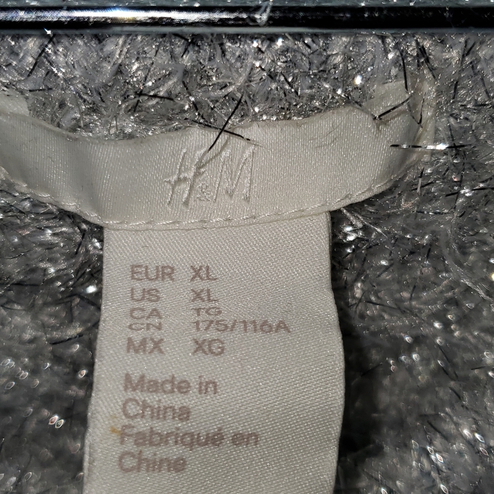Silver Sweater - Picture 5 of 6